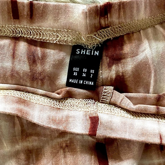 Tie Dye Lettuce Edge Bell Bottom Pants - Picture 8 of 12